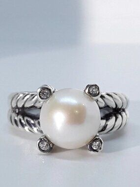 ✨David Yurman Silver Ring with White Pearl